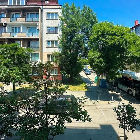 Apartment Joy - Stylish 2bd In Oborishte By Flat Mаnager Sofia
